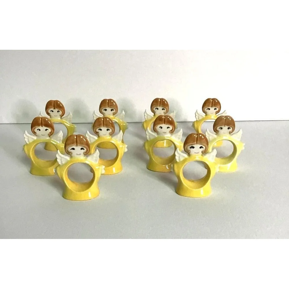 Vintage‎ Christmas Angel Ceramic Napkin Rings & Cloth Napkin 10 Kitschy Holiday